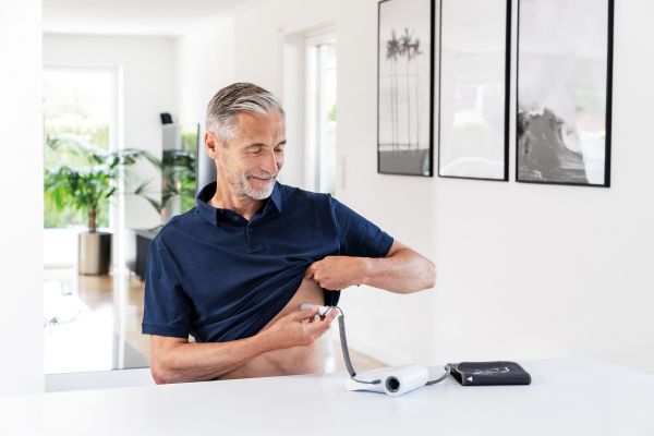 Blutdruck und EKG: Komplett-Check der Herzgesundheit mit dem neuen BM 96 Cardio