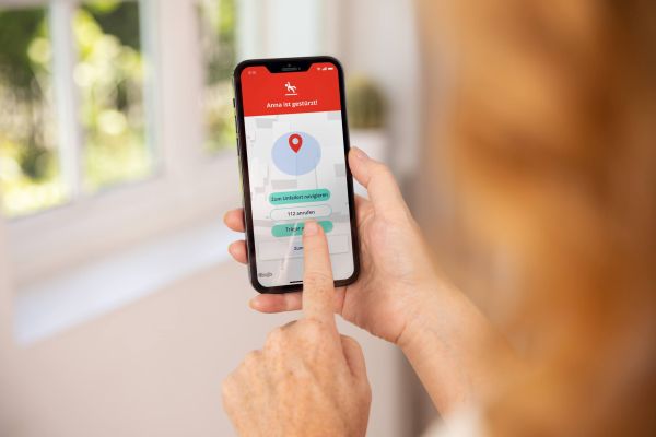 App „caera“ - Erstkontakt und Hilfe
